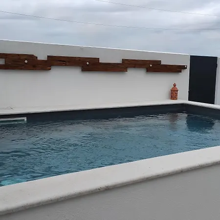 Ferienhaus Laranjeira Loiras *