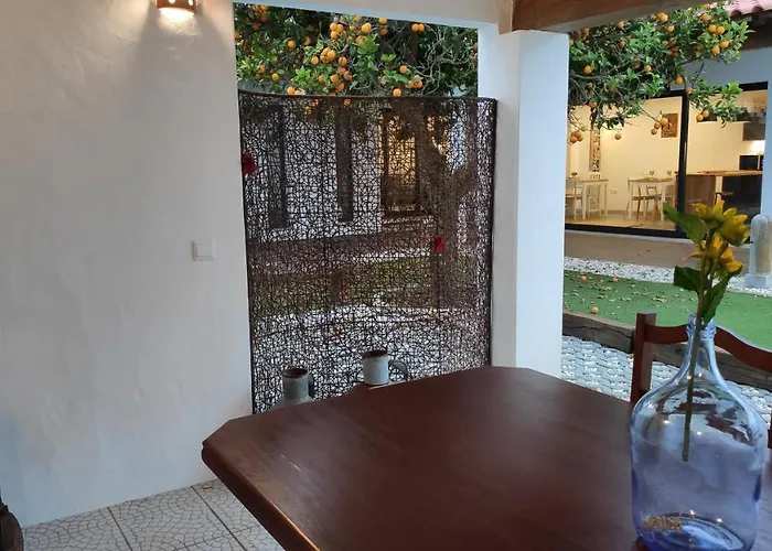 Laranjeira Loiras Holiday home *