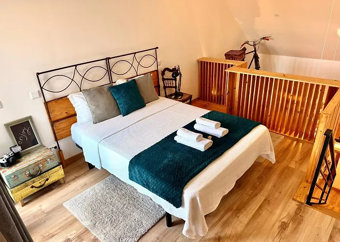 別荘 Laranjeira Loiras *